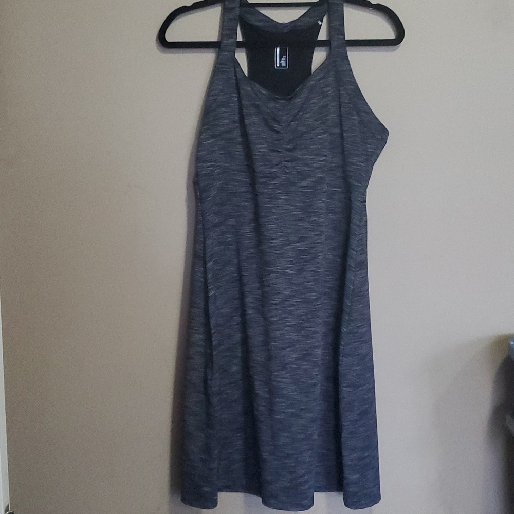 Mondetta dress size large